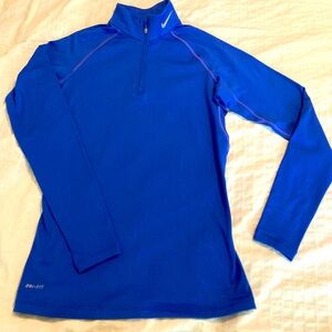 Nike Pro Combat Quarter Zip pullover Women’s Size Medium Royal Blue
Excellent